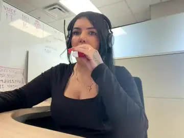 Chaturbate Free Porn Cam of spicymami0333
