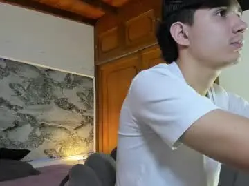 Chaturbate Sex Cam of alejo_gray1