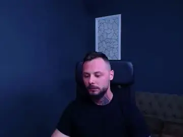 Chaturbate Sex Cam of brianhunts