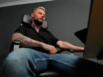 Chaturbate Watch Live Sex Cams of brianhunts