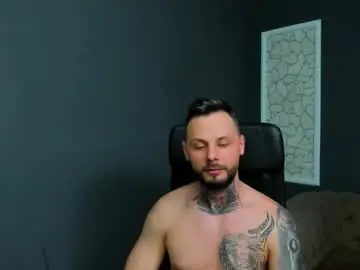 Chaturbate Sex Cam of brianhunts