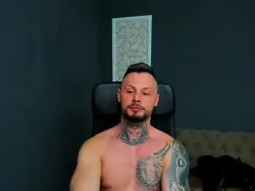 Chaturbate Best live sex cam show of brianhunts