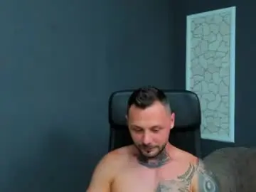 Chaturbate Free Porn Cam of brianhunts