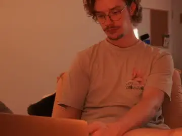 Chaturbate Live Porn of ironthud