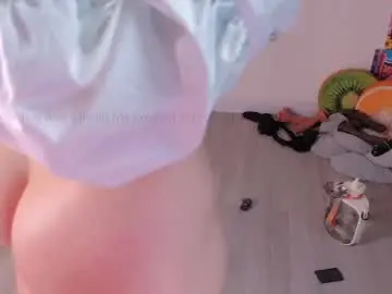 Chaturbate Live Sex Cam of mollyflwers