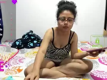 Chaturbate Live Sex Cam of bonnie_lam_