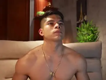 Chaturbate Free Porn Cam of capizzi_