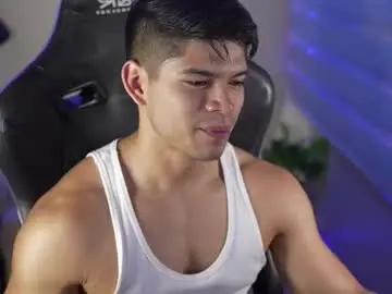 Chaturbate Live Sex Cam of capizzi_