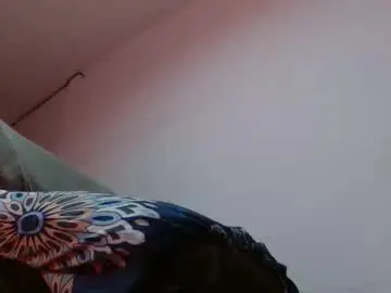 Chaturbate Live Sex Cam of cesar_master_