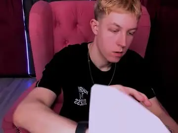 Chaturbate Live Porn of dylan_norton