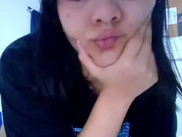 Chaturbate Live Sex Cam of sexychubbyanna