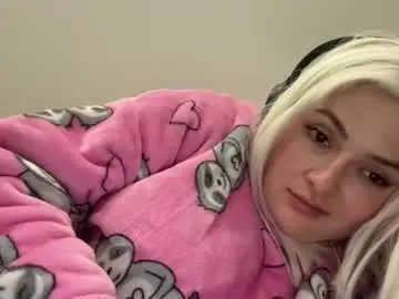 Chaturbate Free Live Porn of emily_morning_dew