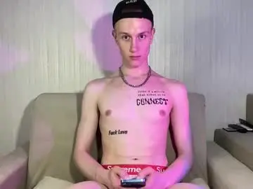 Chaturbate Live Sex of travis_gracile