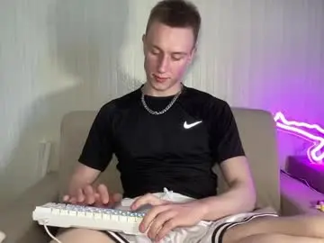 Chaturbate Adult Webcams of travis_gracile