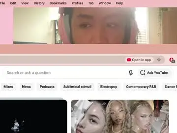 Chaturbate Live Porn of viviandela97