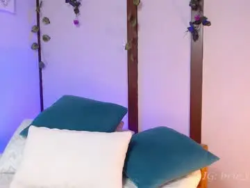 Chaturbate Adult Video Chat of brie_cheese1