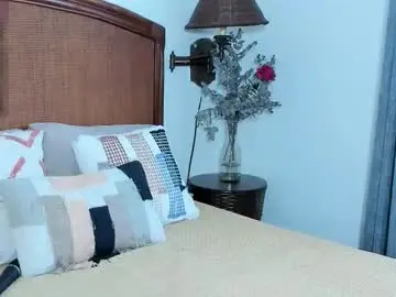 Chaturbate Adult Video Chat of christine_35