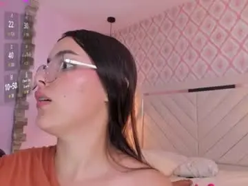 Chaturbate Free Porn Cam of clara_ward