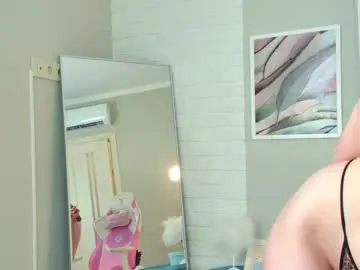 Chaturbate Adult Video Chat of julliross