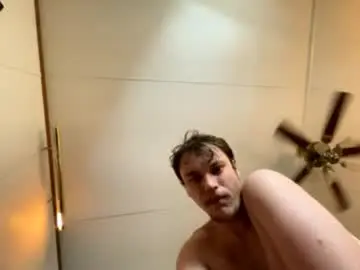 Chaturbate Live Sex Cam of roxybcali