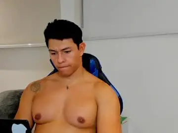 Chaturbate Watch Live Sex Cams of adrian_del_mar