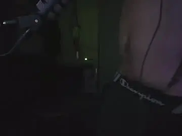 Chaturbate Nude Webcam of lightskinbeachboy