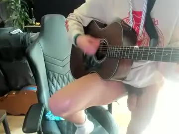 Chaturbate Free Porn Cam of bashful4200