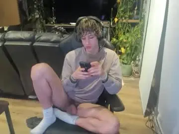 Chaturbate Live Porn of bashful4200