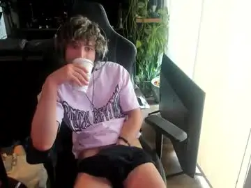 Chaturbate Free Porn Cam of bashful4200