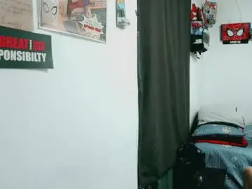 Chaturbate Live Sex Cam of dani_jocelyn