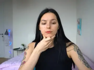 Chaturbate Live Sex Cam of ewelynscott