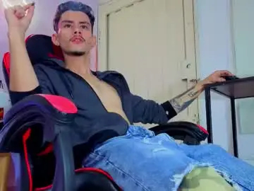 Chaturbate Private Sex Chat of i_am_kelvis_