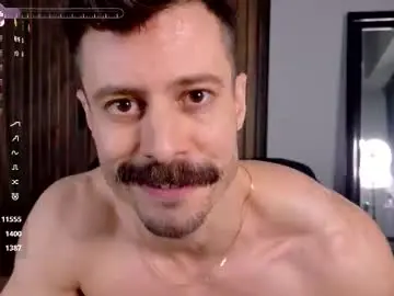 Chaturbate Sex Chat of willyumx