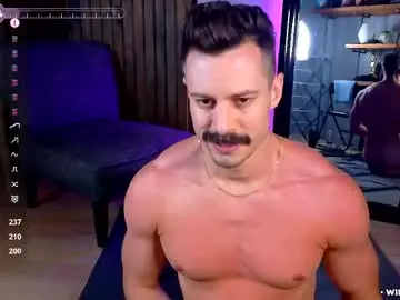 Chaturbate Live Sex Cam of willyumx