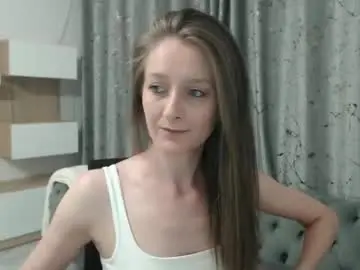 Chaturbate Live Porn of yourlilsin