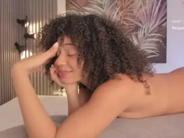 Chaturbate Free Porn Cam of avalon_badger