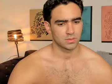 Chaturbate Best live sex cam show of bradleymartin7