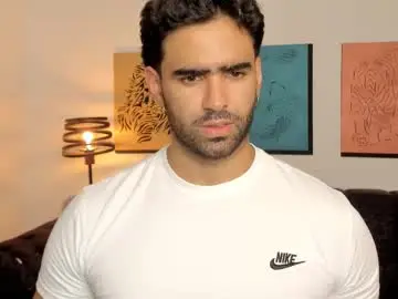 Chaturbate Free Porn Cam of bradleymartin7