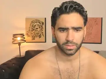 Chaturbate Best live sex cam show of bradleymartin7