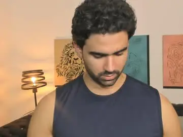 Chaturbate Live Sex Cam of bradleymartin7