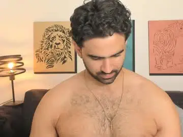 Chaturbate Best live sex cam show of bradleymartin7