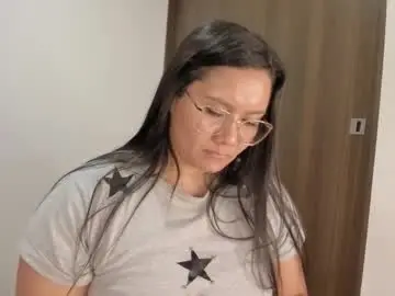 Chaturbate Sex Cam of elisa_connors18