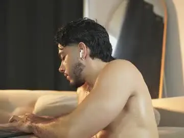 Chaturbate Adult Video Chat of jadenfeynman