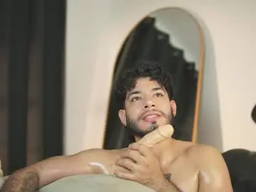 Chaturbate Free Live Porn of jadenfeynman