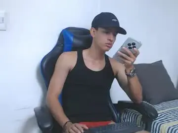 Chaturbate Live Sex of jake_shadow14