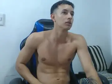 Chaturbate Sex Cam of jake_shadow14