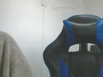 Chaturbate Live Porn of jake_shadow14