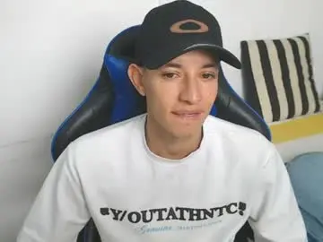 Chaturbate Private Sex Chat of jake_shadow14