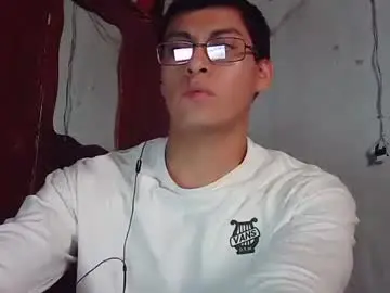 Chaturbate Live Porn of maurodirty