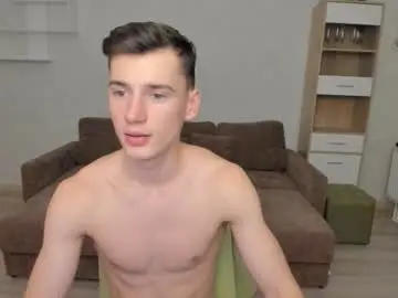 Chaturbate Nude Webcam of max_foks_